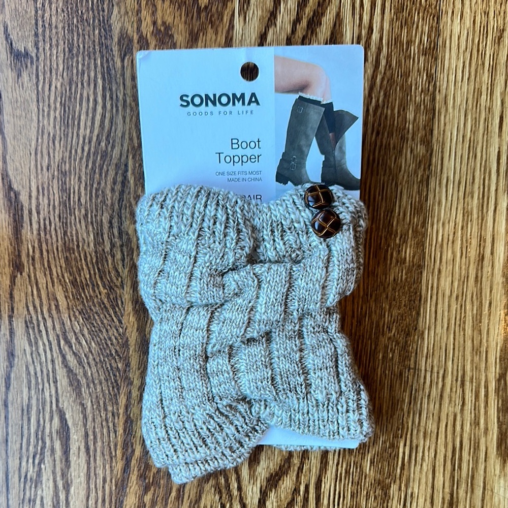 NWT Sonoma Boot Topper in Beige Knit